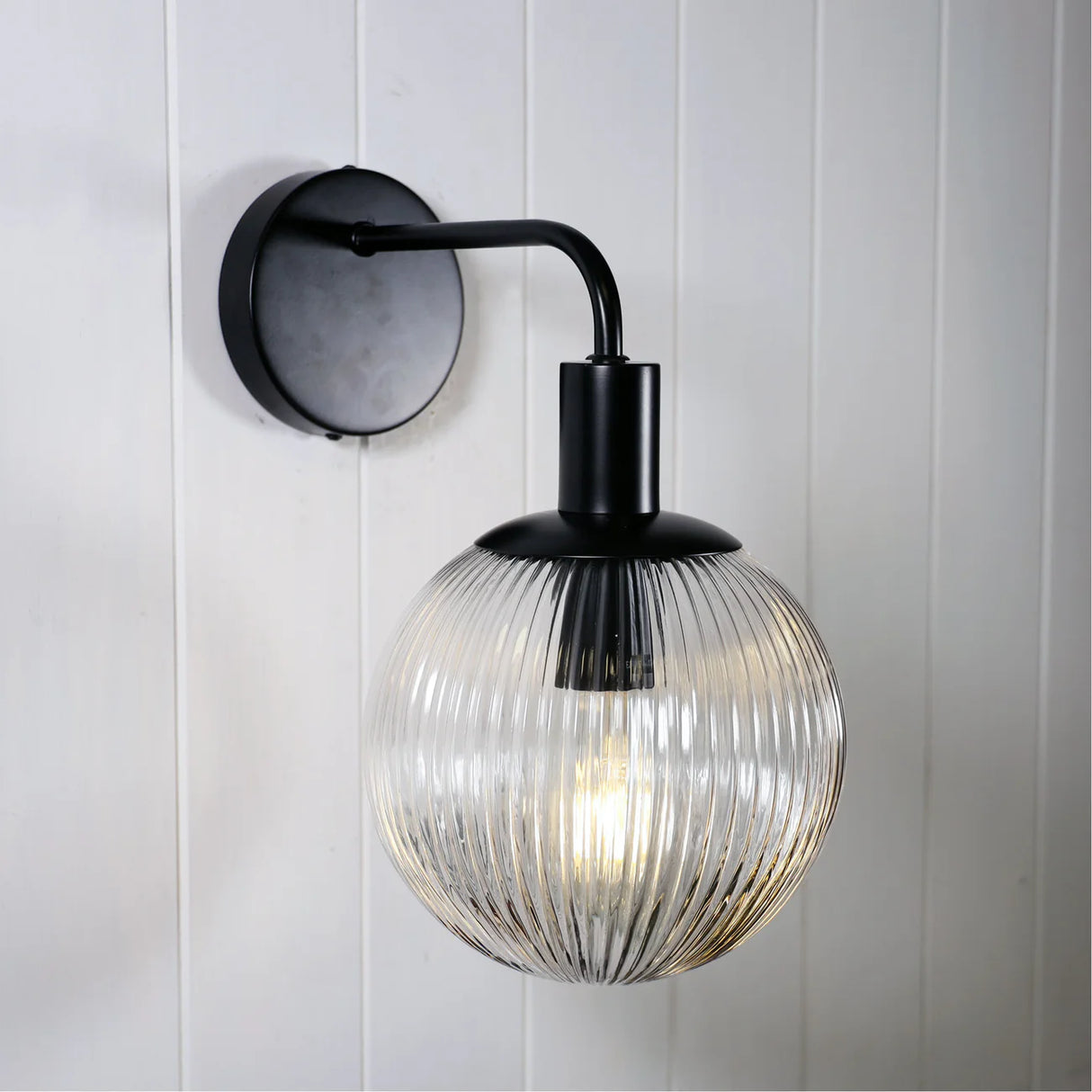 Oriel Lighting LEGARNO WALL