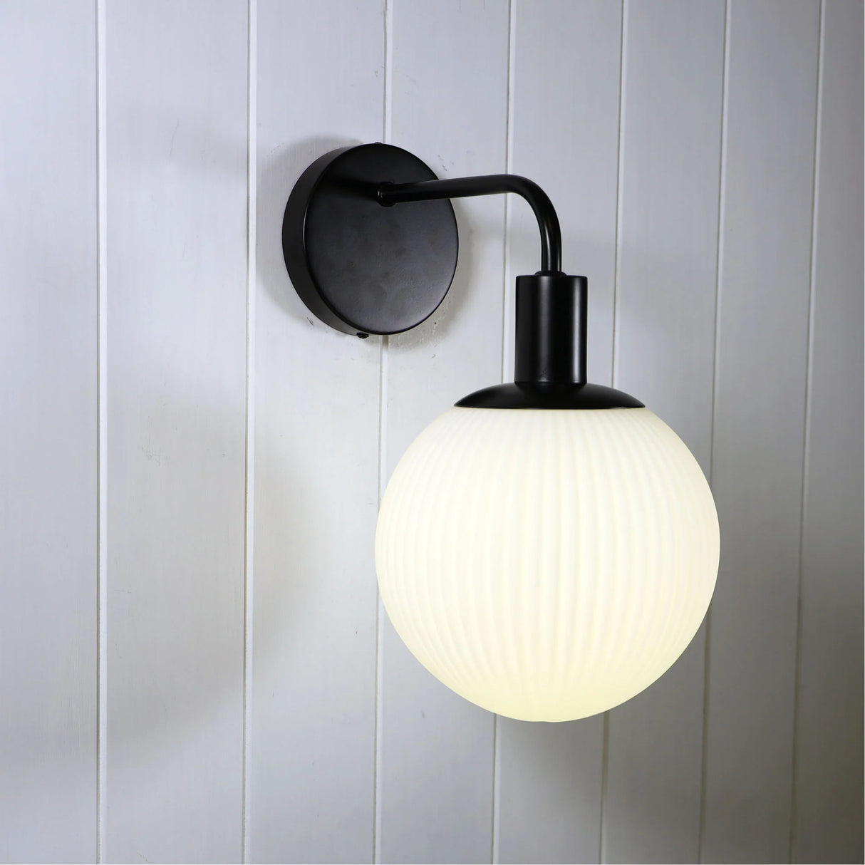 Oriel Lighting LEGARNO WALL