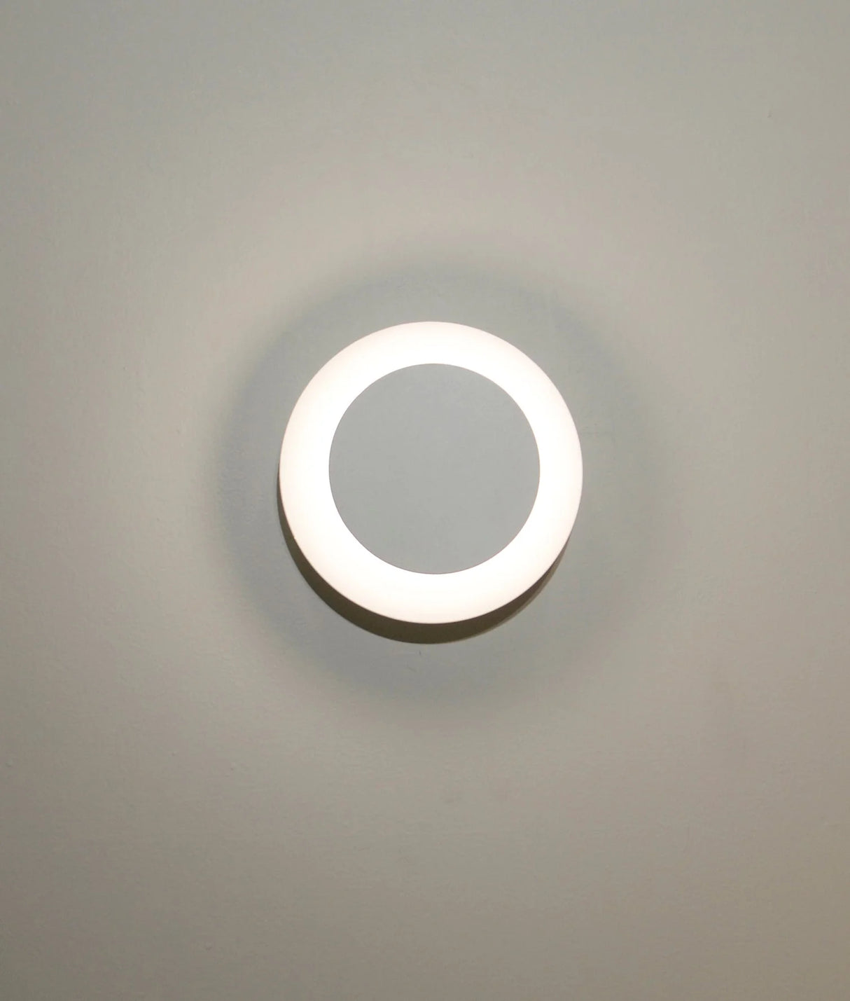 CLA LIMA City Series LED Tri-CCT Interior Rotatable Dimmable Wall Light