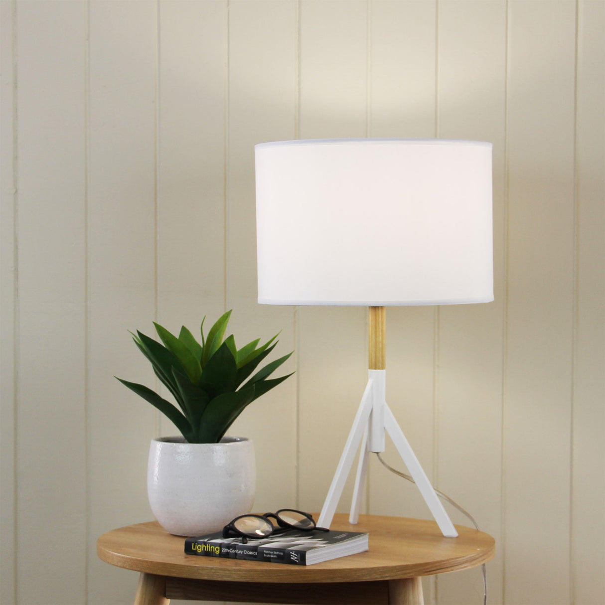 Oriel Lighting MICKY Retro Metal Table Lamp with Shade