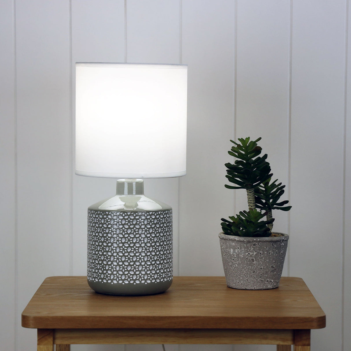 Oriel Lighting CELIA COMPLETE TABLE LAMP