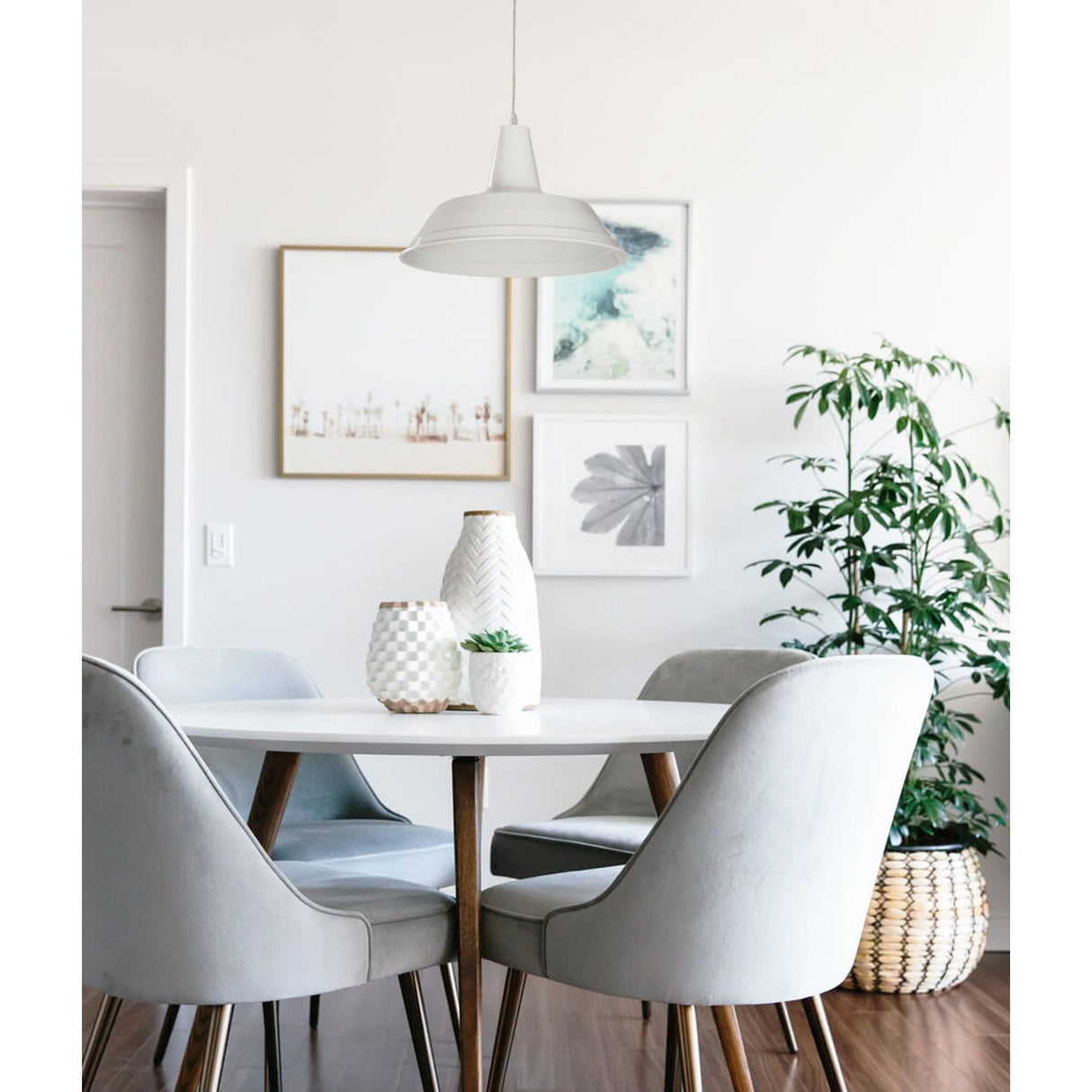 CLA Divo Angled Dome Shape Pendant Light