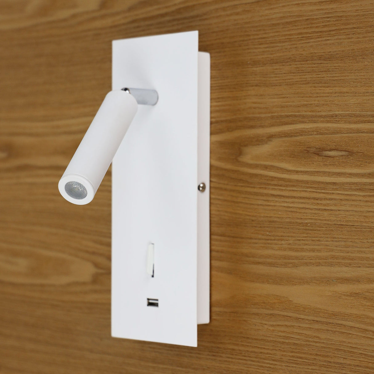 Oriel Hotel Wall with USB Wall Light