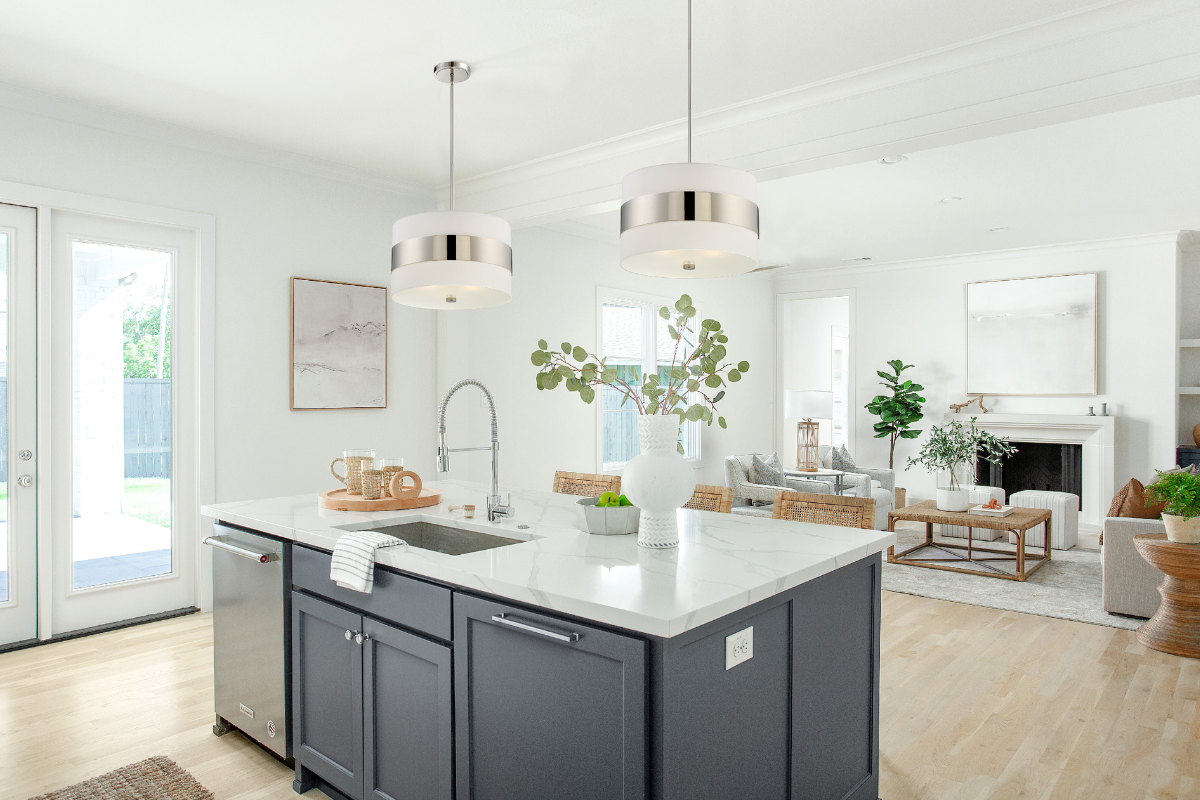Burning Question: How to Choose and Hang Pendant Lights over an Island?