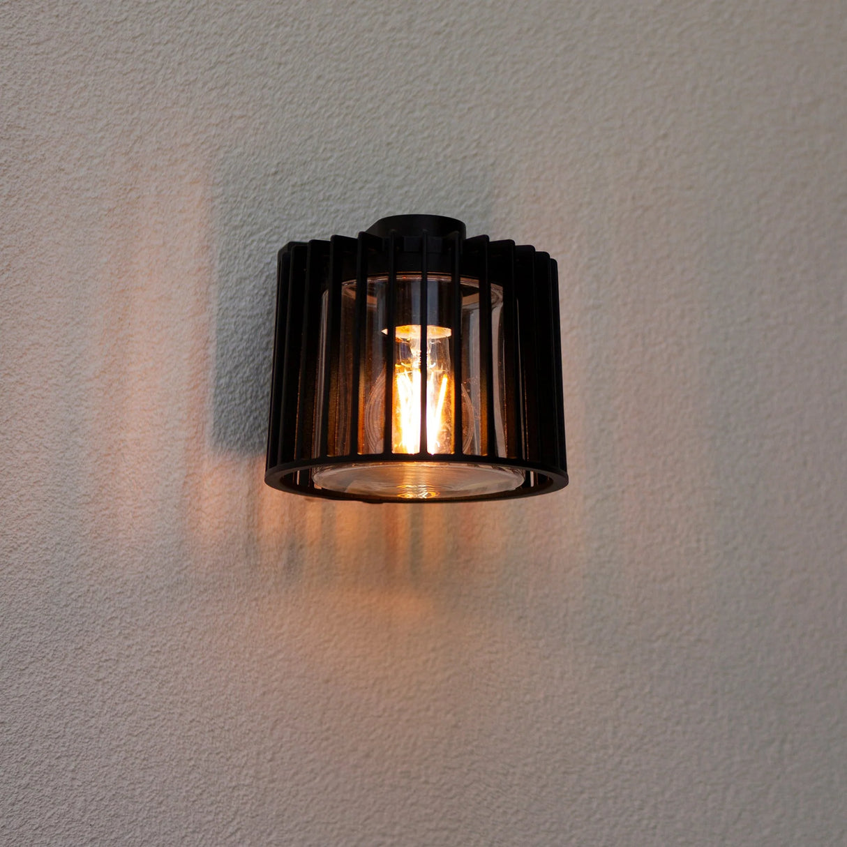 Weatherproof wall light exterior lighting fixture IP54 black finish