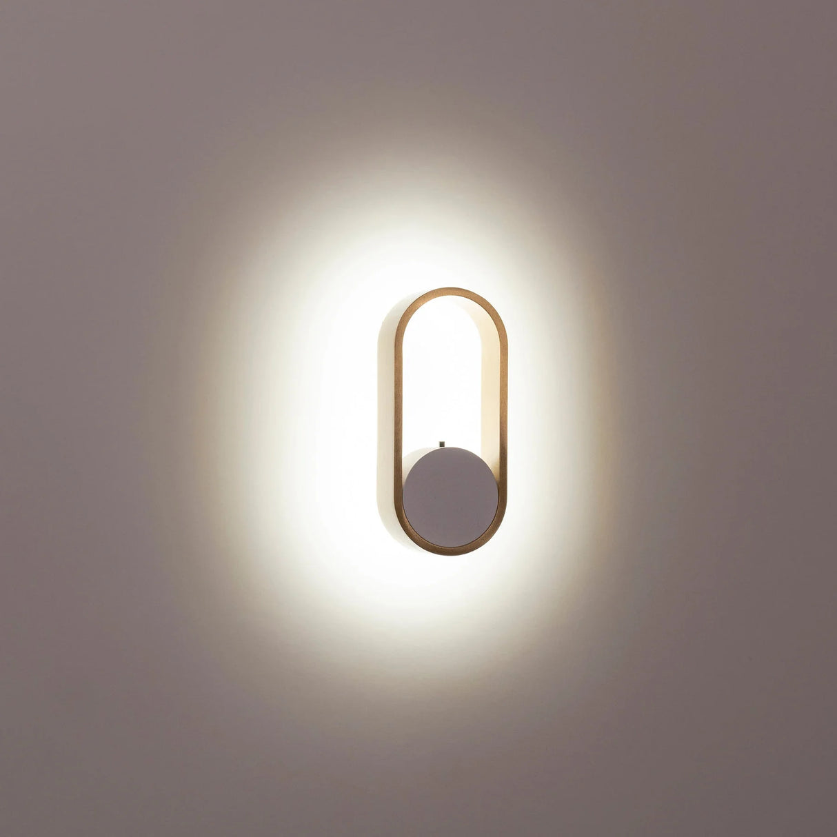 Havit HV8080T-WHTBR Ovale White + Brass Wall Light