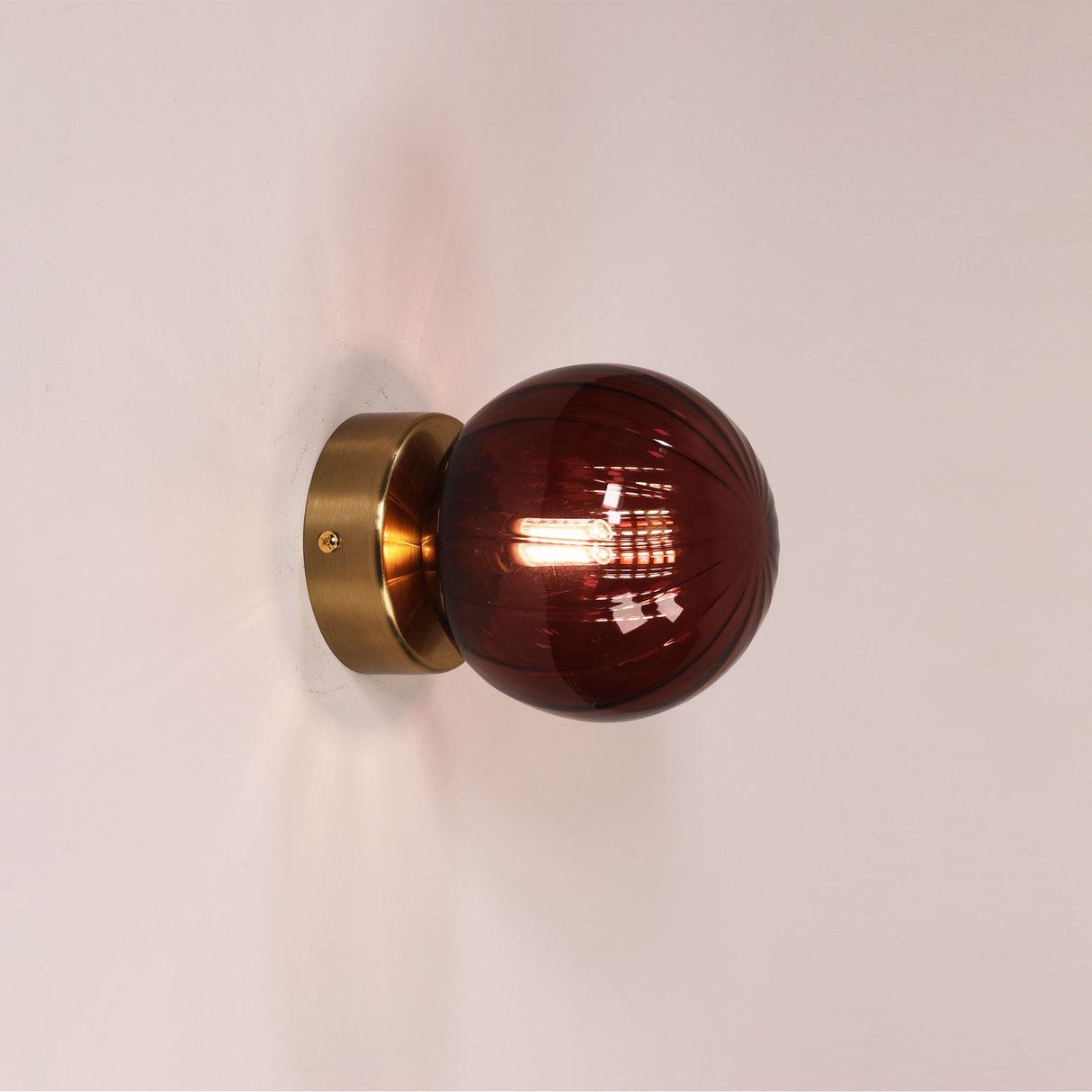 Orile Juni G9 IP44 Ribbed Optic Glass Wall Light