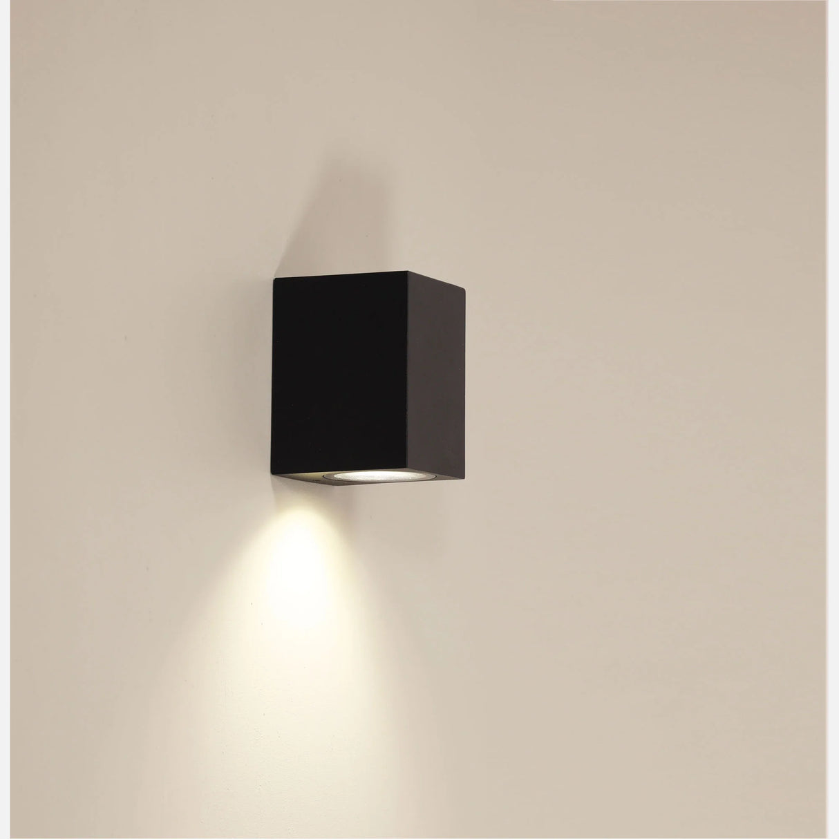 Oriel ATLAS Outdoor Wall Light