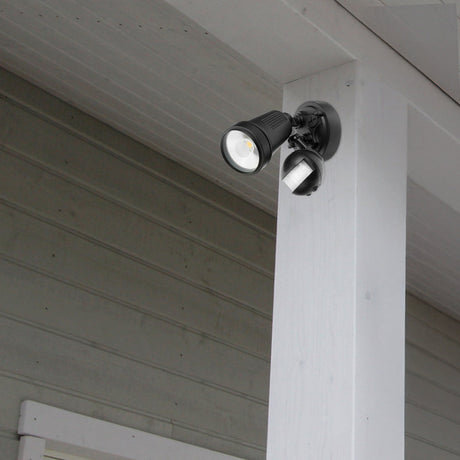 Brilliant Hunter III LED Single Light Floodlight with Sensor