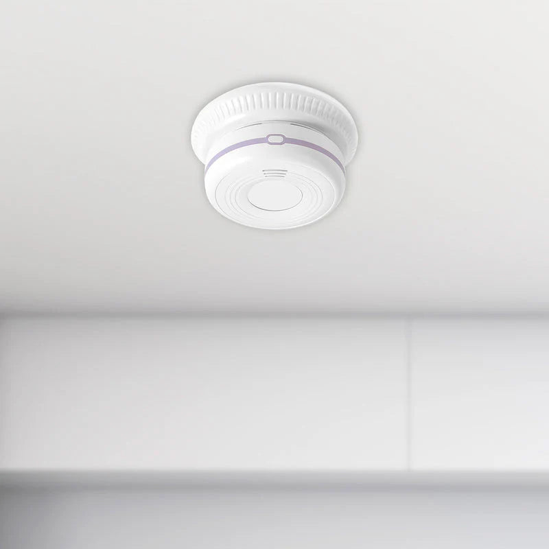 Brilliant White 240v Hardwired Interconnected Smoke Alarm