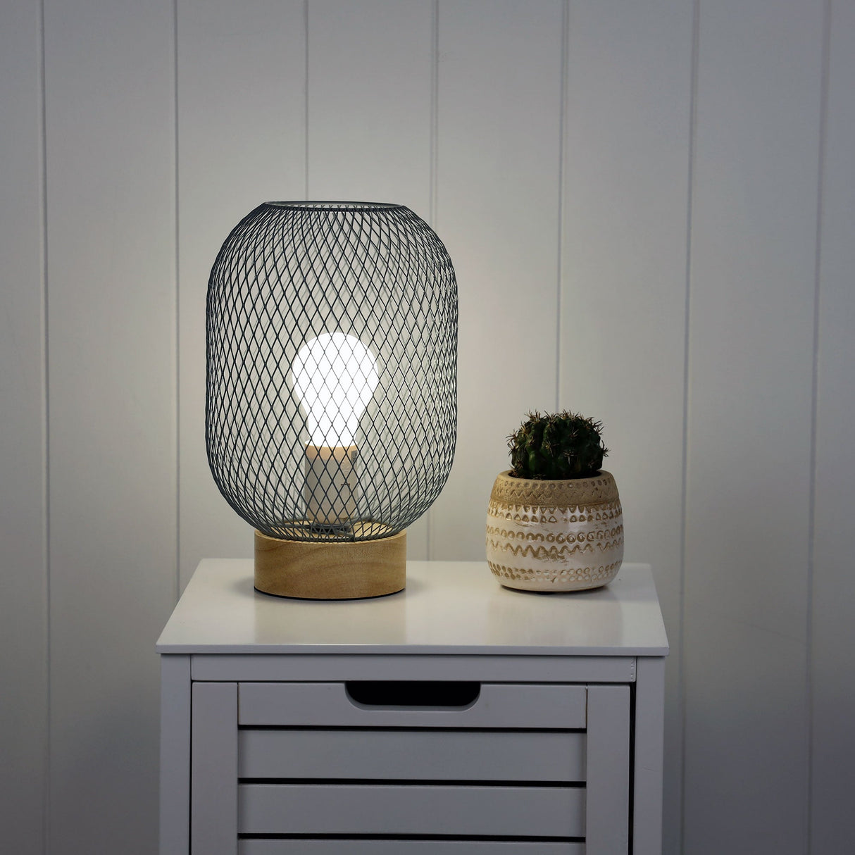 Oriel Lighting TILDA MESH TABLE LAMP