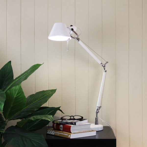 Oriel Lighting FORMA LAMP Retro Styled Adjustable Task Lamp