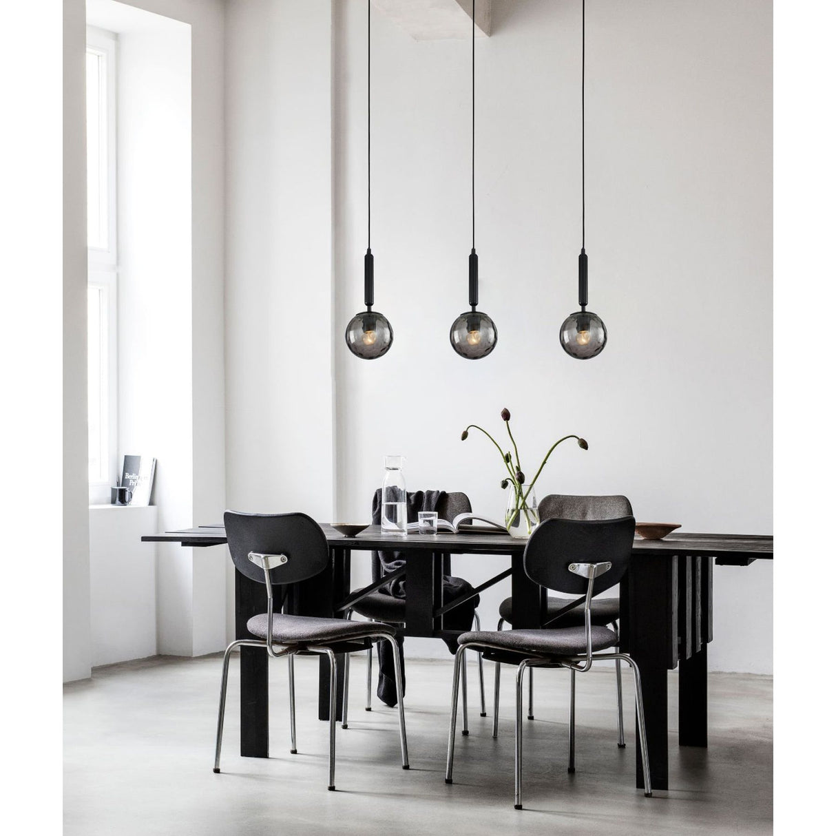 CLA TRATTINO Interior 3 Light Bar Spherical Glass Pendant